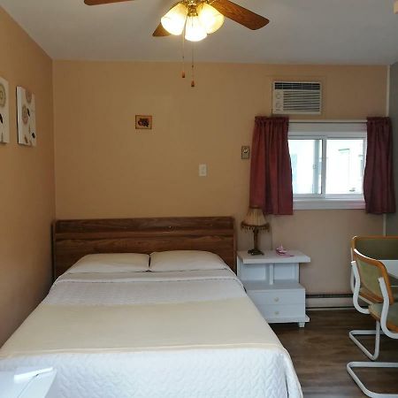 Motel Belair Rigaud Экстерьер фото