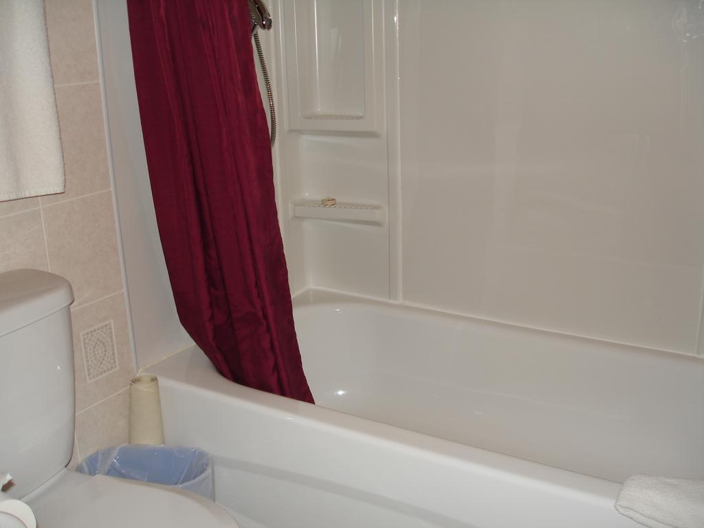 Motel Belair Rigaud Экстерьер фото