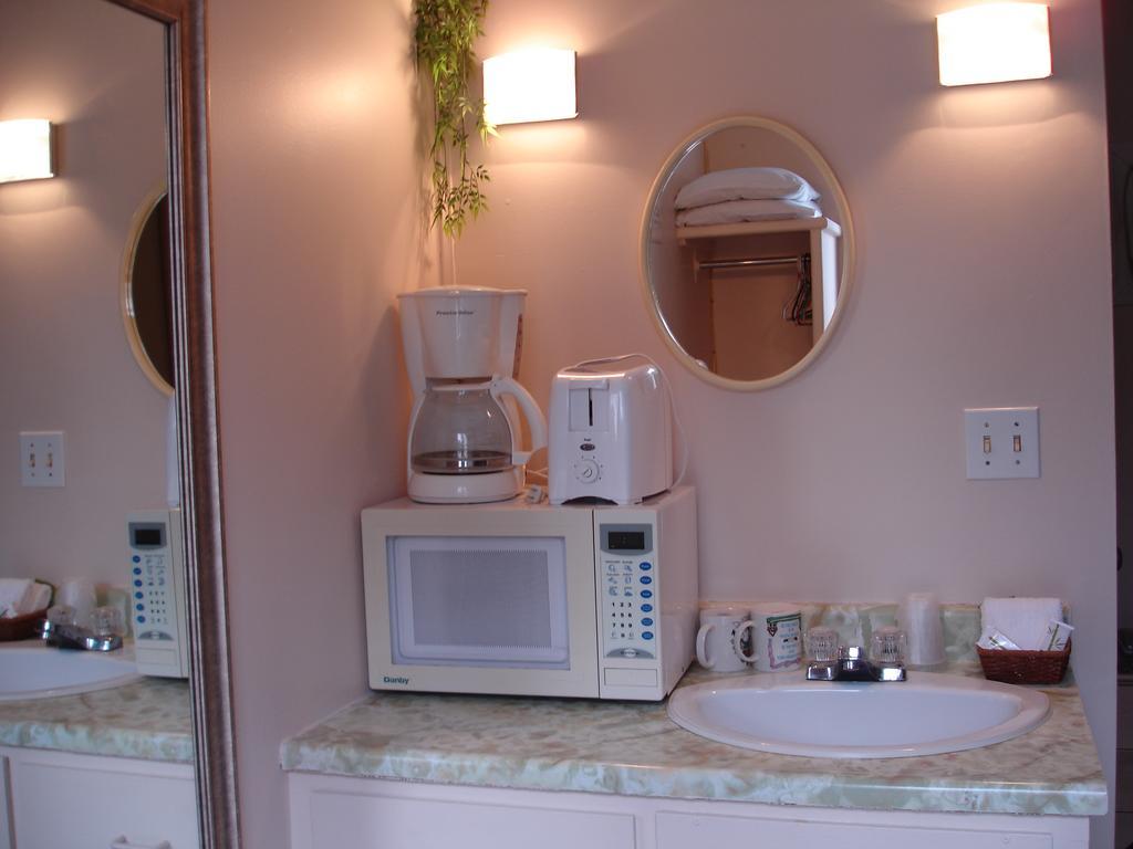 Motel Belair Rigaud Экстерьер фото
