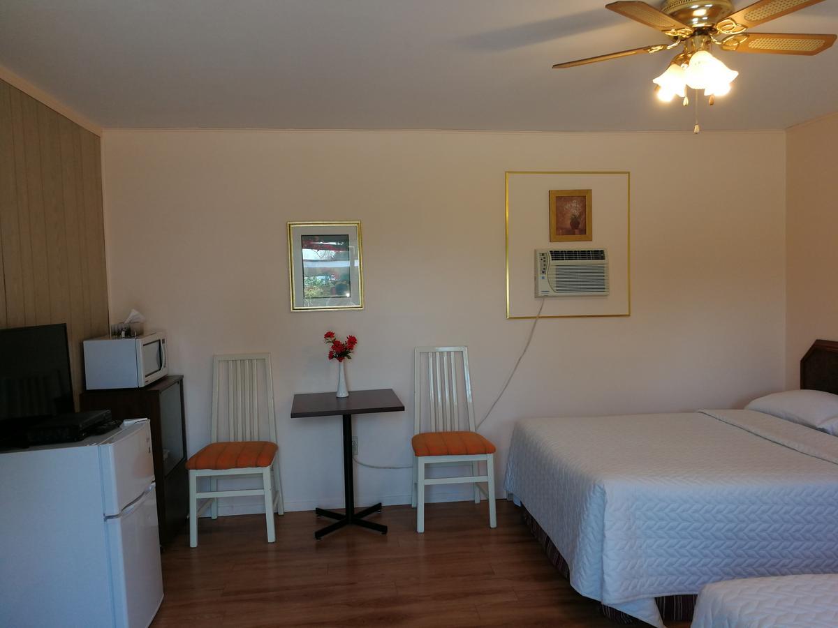 Motel Belair Rigaud Экстерьер фото