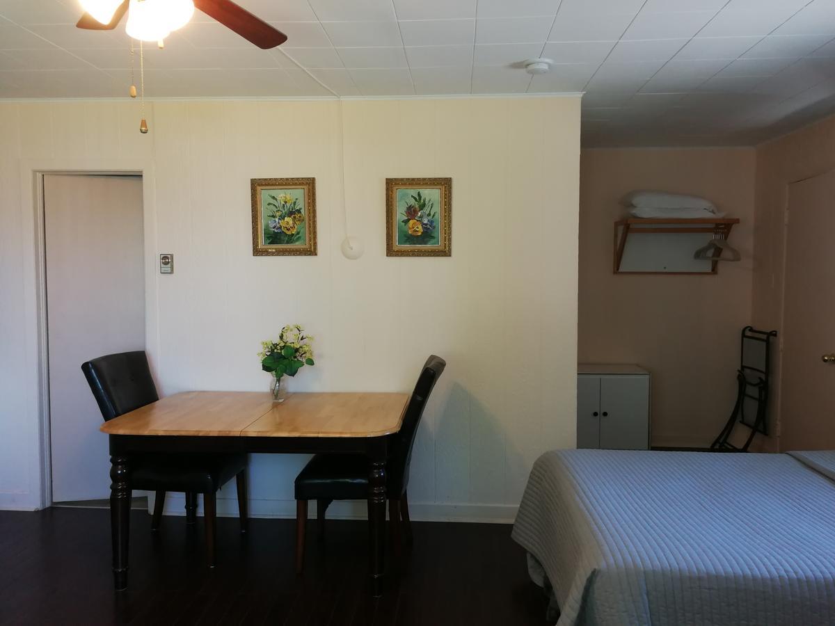 Motel Belair Rigaud Экстерьер фото